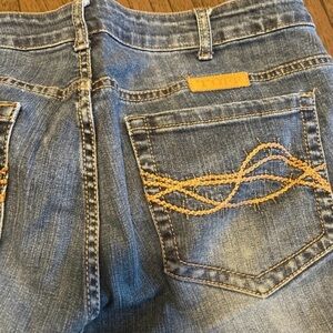 Cowgirl Tuff Co Western Edge Dark